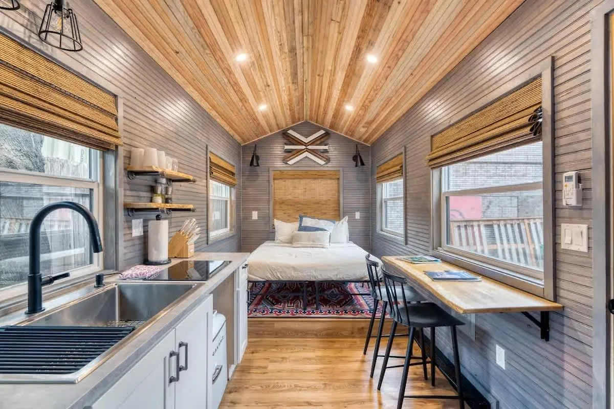 Stay Portland - Tiny Aztec - Walk To Local Shops & Restaurants Holiday home